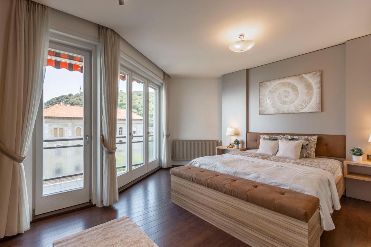 Luxury Residence With A Beautiful View For The Danube River Budapest Exterior foto