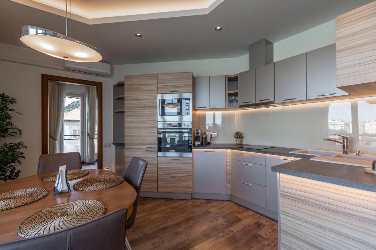 Luxury Residence With A Beautiful View For The Danube River Budapest Exterior foto